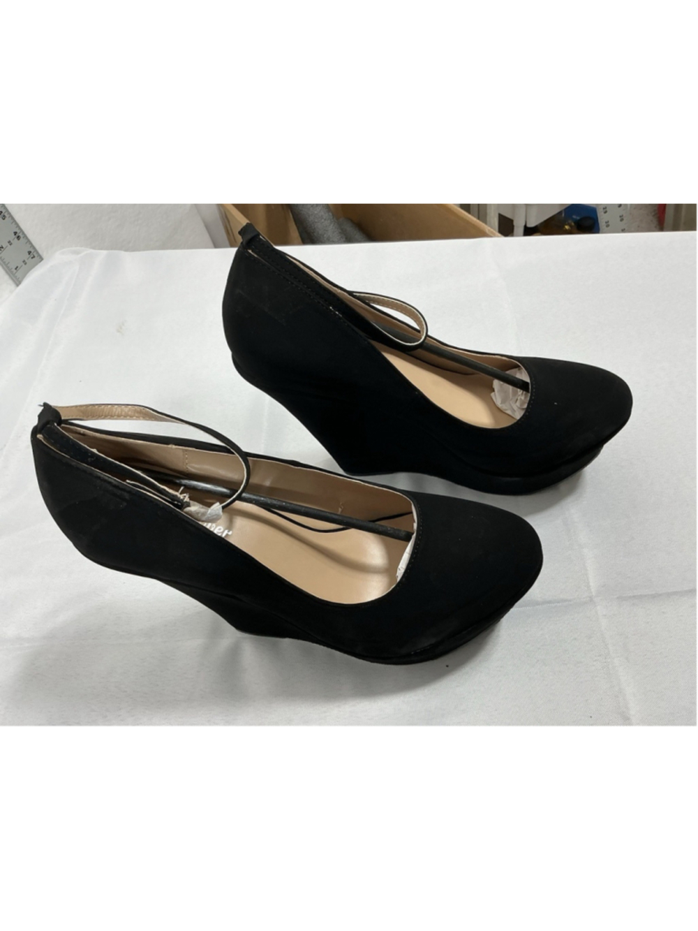 Womans New Forever Trendy-29 Platform Wedge Shoe Size 10 Black